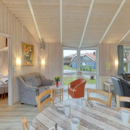 4 Star In Ottendorf Feriehus *