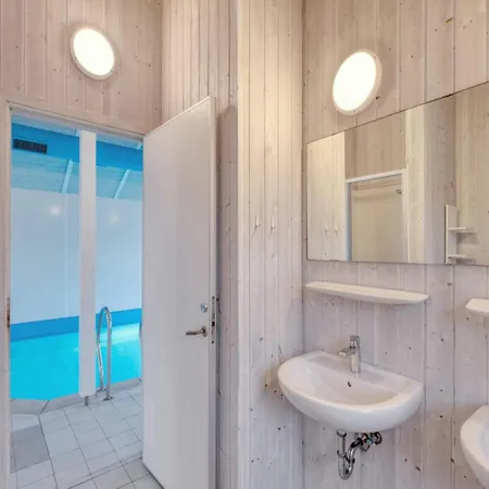 4 Star In Ottendorf Feriehus *