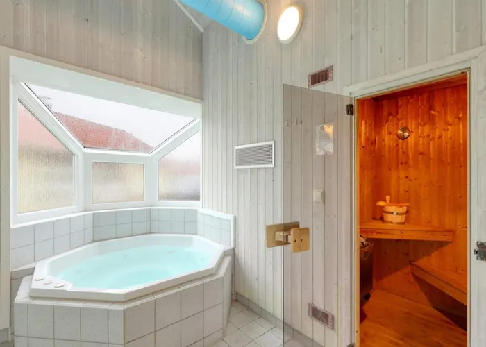 4 Star In Ottendorf Feriehus